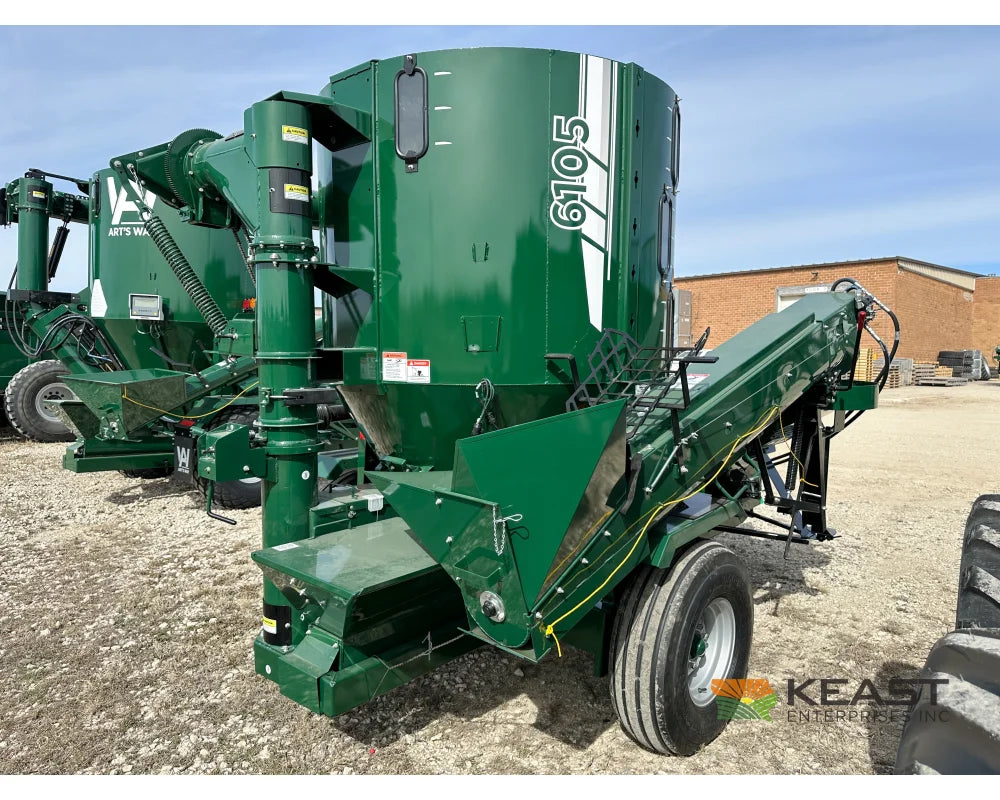 Art’s Way 6105 Grinder Mixer – 105 Bushel Tank 20’’ Hammer Mill Feed Auger Grinder Mixers