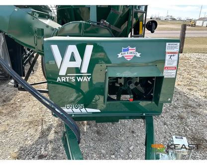 Art’s Way 6105 Grinder Mixer – 105 Bushel Tank 20’’ Hammer Mill Feed Auger Grinder Mixers