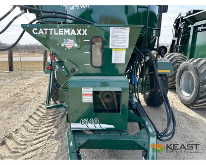 Art’s Way 6140 Cattle Maxx Roller Mill Mixer 140 Bushel Tank 20’’ Roller Mill Feed Auger Grinder Mixers