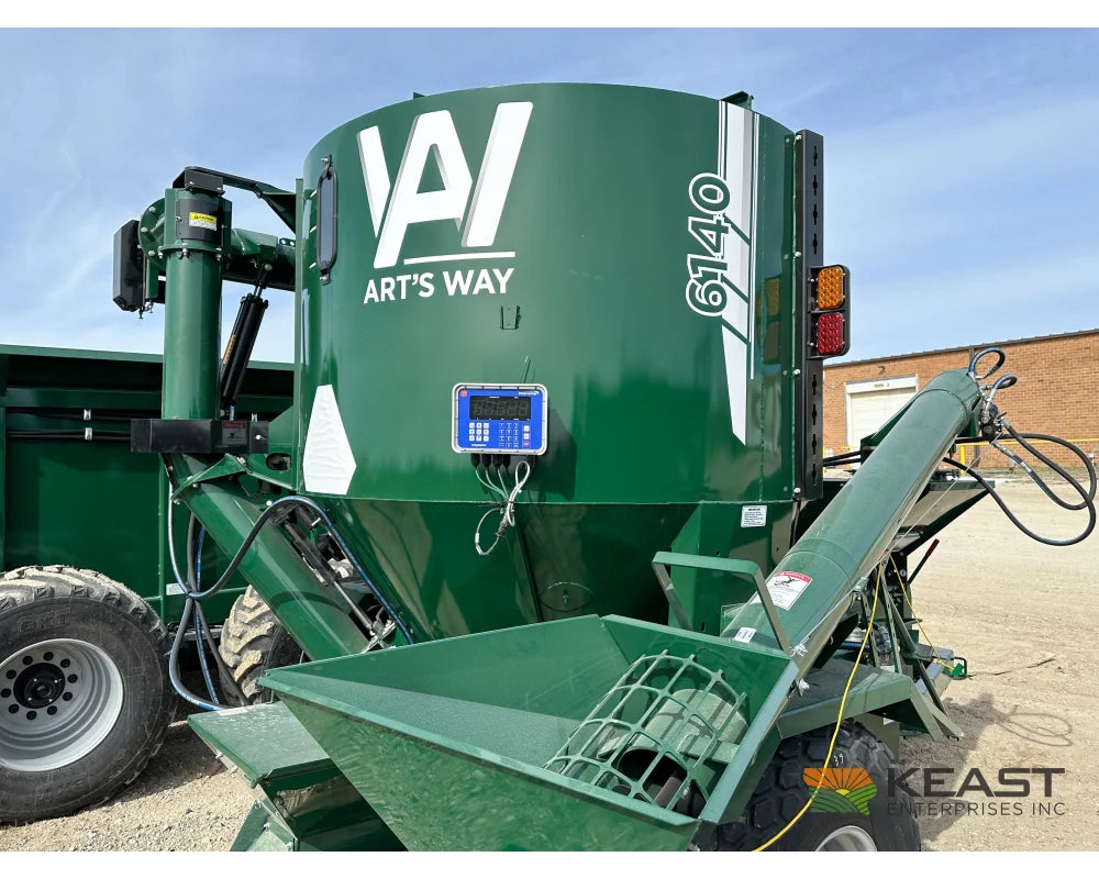 Art’s Way 6140 Cattle Maxx Roller Mill Mixer 140 Bushel Tank 20’’ Roller Mill Feed Auger Grinder Mixers