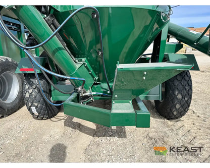 Art’s Way 6140 Cattle Maxx Roller Mill Mixer 140 Bushel Tank 20’’ Roller Mill Feed Auger Grinder Mixers