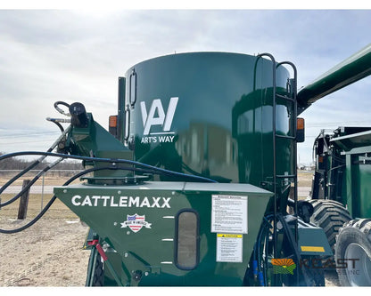 Art’s Way 6140 Cattle Maxx Roller Mill Mixer 140 Bushel Tank 20’’ Roller Mill Feed Auger Grinder Mixers