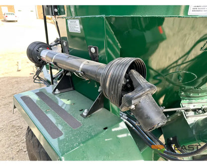 Art’s Way 6140 Cattle Maxx Roller Mill Mixer 140 Bushel Tank 20’’ Roller Mill Feed Auger Grinder Mixers