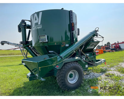 Art’s Way 6140 Grinder Mixer – 140 Bushel Tank 20’’ Hammer Mill Feed Auger Grinder Mixers