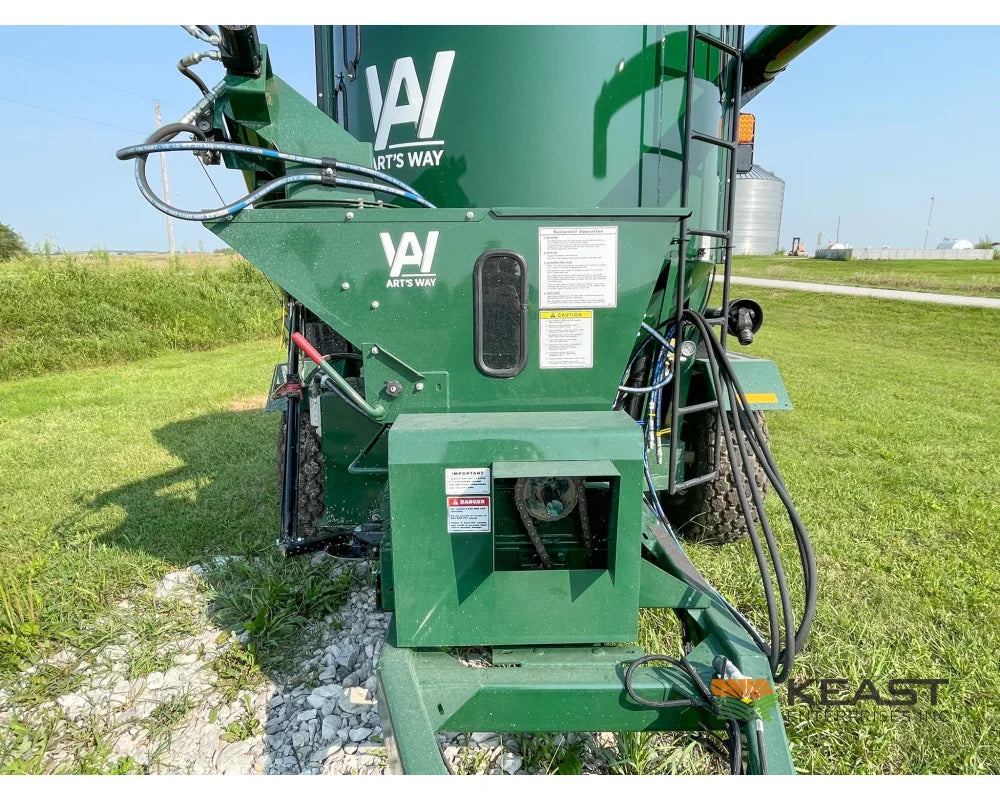Art’s Way 6140 Grinder Mixer – 140 Bushel Tank 20’’ Hammer Mill Feed Auger Grinder Mixers