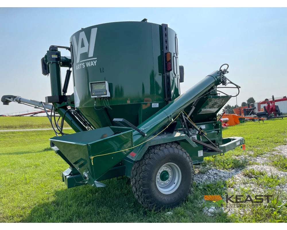 Art’s Way 6140 Grinder Mixer – 140 Bushel Tank 20’’ Hammer Mill Feed Auger Grinder Mixers