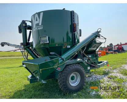 Art’s Way 6140 Grinder Mixer – 140 Bushel Tank 20’’ Hammer Mill Feed Auger Grinder Mixers