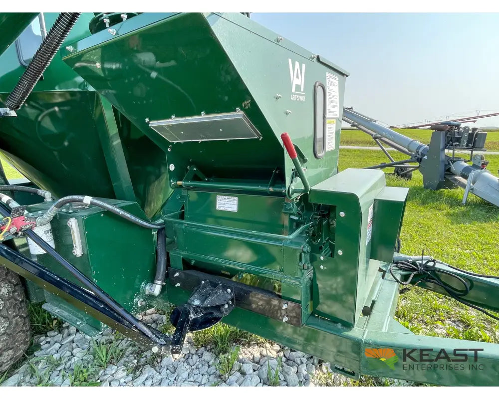 Art’s Way 6140 Grinder Mixer – 140 Bushel Tank 20’’ Hammer Mill Feed Auger Grinder Mixers
