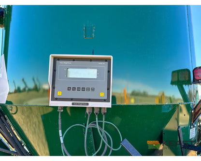 Art’s Way 7165 Grinder Mixer – 165 Bushel Tank 30’’ Roller Mill Feed Auger Grinder Mixers