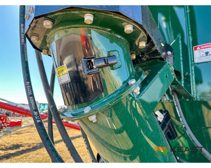 Art’s Way 7165 Grinder Mixer – 165 Bushel Tank 30’’ Roller Mill Feed Auger Grinder Mixers