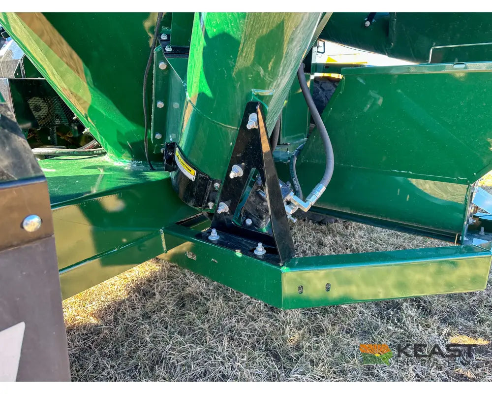 Art’s Way 7165 Grinder Mixer – 165 Bushel Tank 30’’ Roller Mill Feed Auger Grinder Mixers