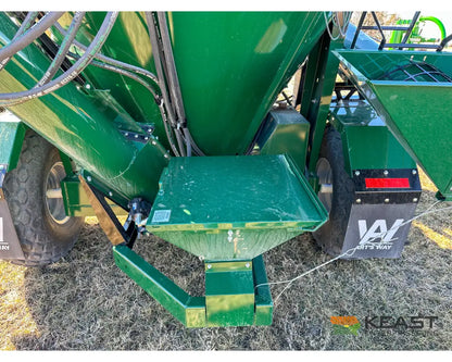 Art’s Way 7165 Grinder Mixer – 165 Bushel Tank 30’’ Roller Mill Feed Auger Grinder Mixers