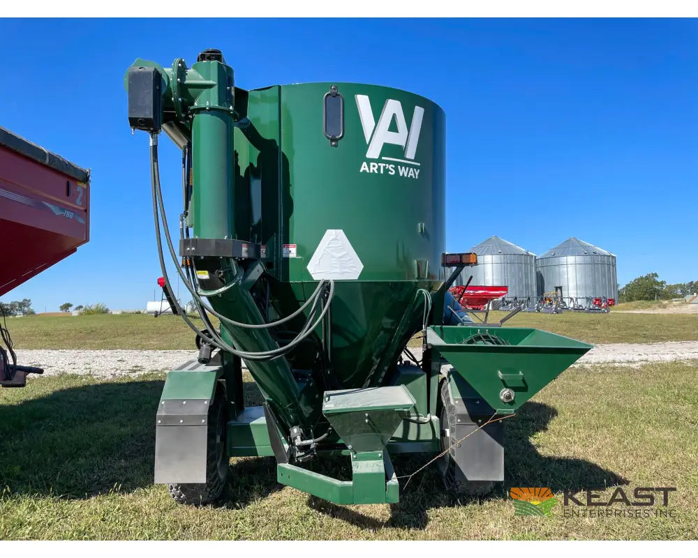 Art’s Way 7165 Grinder Mixer 165 Bushel Tank 26’’ Hammer Mill Feed Auger Grinder Mixers