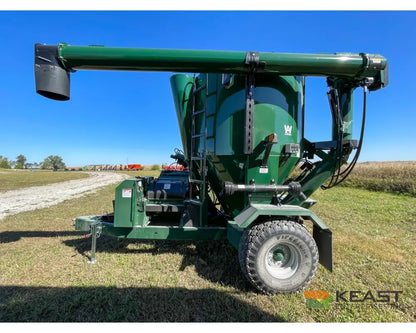 Art’s Way 7165 Grinder Mixer 165 Bushel Tank 26’’ Hammer Mill Feed Auger Grinder Mixers