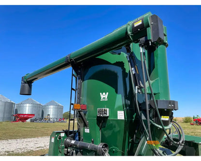 Art’s Way 7165 Grinder Mixer 165 Bushel Tank 26’’ Hammer Mill Feed Auger Grinder Mixers