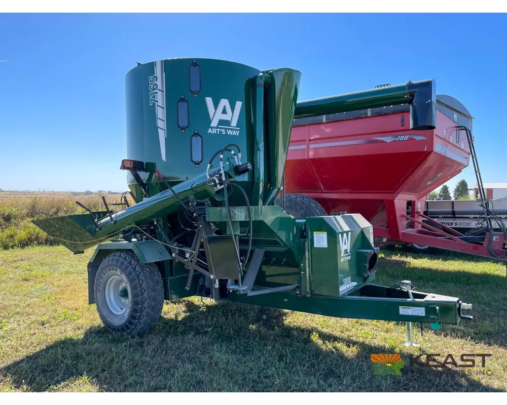 Art’s Way 7165 Grinder Mixer 165 Bushel Tank 26’’ Hammer Mill Feed Auger Grinder Mixers