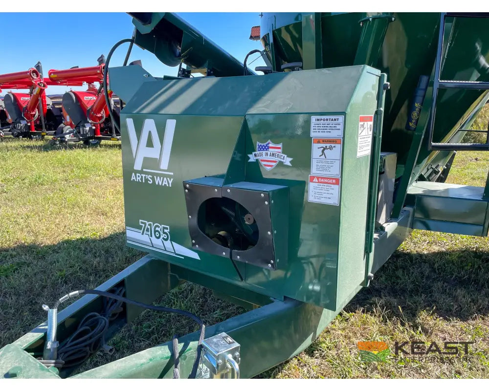 Art’s Way 7165 Grinder Mixer 165 Bushel Tank 26’’ Hammer Mill Feed Auger Grinder Mixers