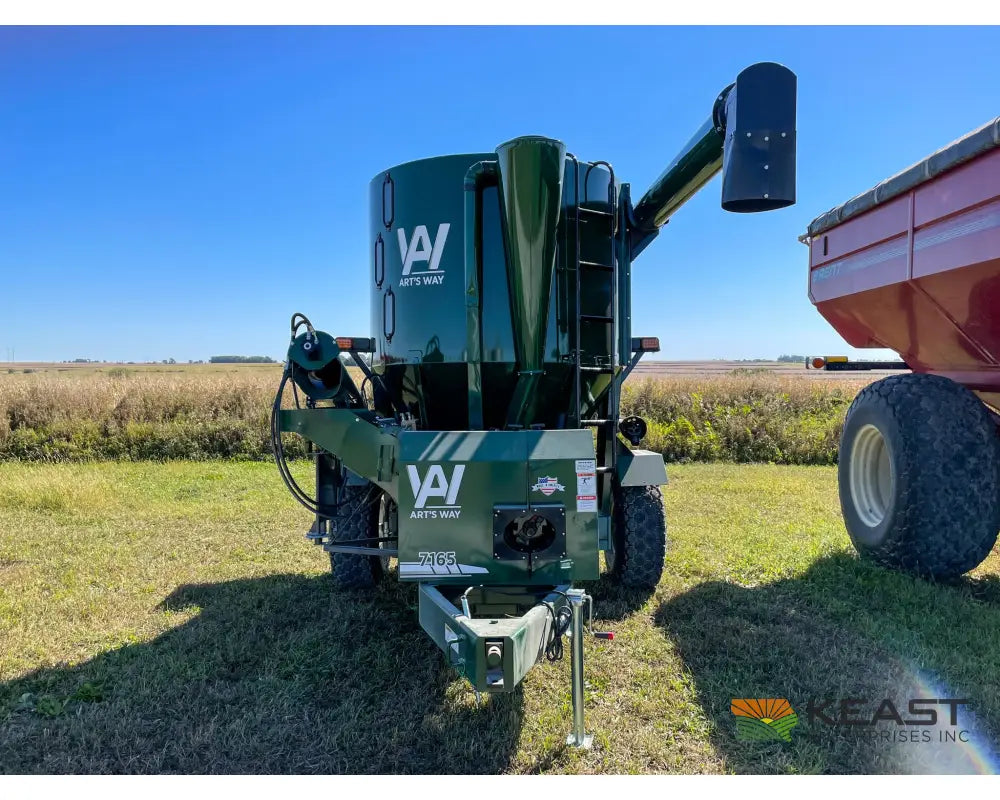 Art’s Way 7165 Grinder Mixer 165 Bushel Tank 26’’ Hammer Mill Feed Auger Grinder Mixers