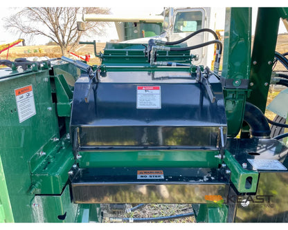 Art’s Way 8215 Grinder Mixer 215 Bushel Tank 26’’ Hammer Mill Feed Auger Grinder Mixers