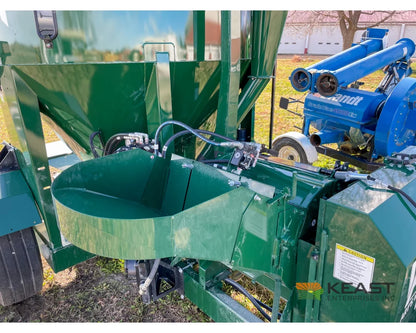 Art’s Way 8215 Grinder Mixer 215 Bushel Tank 26’’ Hammer Mill Feed Auger Grinder Mixers