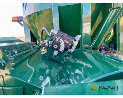 Art’s Way 8215 Grinder Mixer 215 Bushel Tank 26’’ Hammer Mill Feed Auger Grinder Mixers