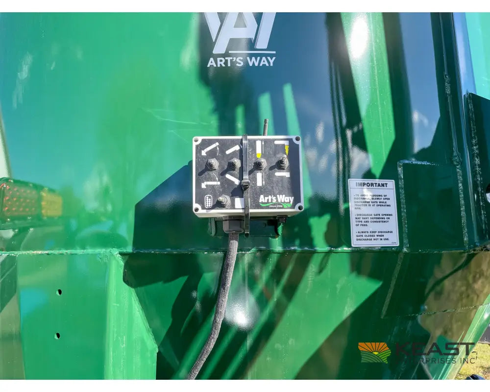 Art’s Way 8215 Grinder Mixer 215 Bushel Tank 26’’ Hammer Mill Feed Auger Grinder Mixers