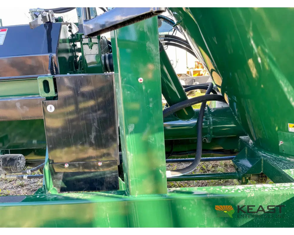 Art’s Way 8215 Grinder Mixer 215 Bushel Tank 26’’ Hammer Mill Feed Auger Grinder Mixers