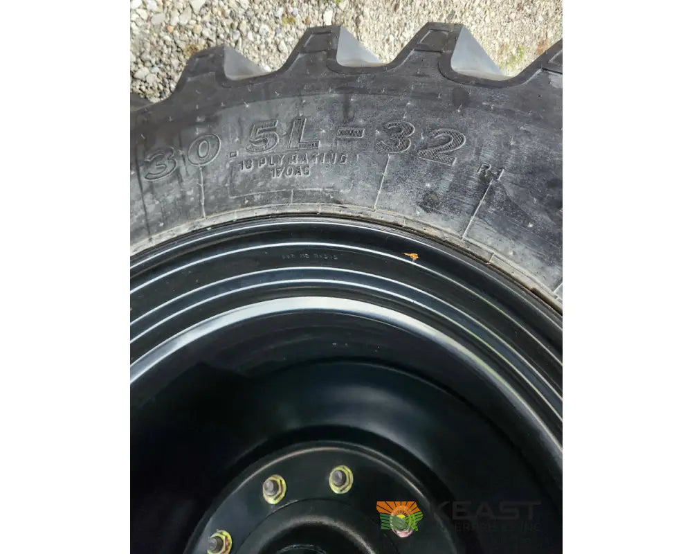 Art’s Way 9106 High Dump Cart 930 Cubic Foot Capacity Side Dump Trailers