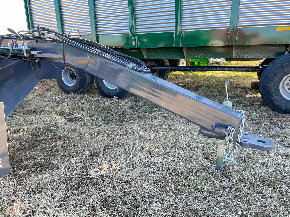 Art's Way LS1200 12-foot pull-type grader, Standard configuration, drawbar, hydraulic hoses and parking jack