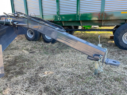 Art's Way LS1200 12-foot pull-type grader, Standard configuration, drawbar, hydraulic hoses and parking jack