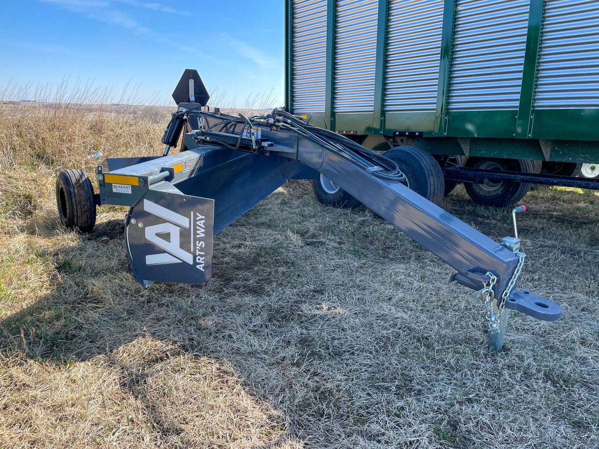 Art's Way LS1200 12-foot pull-type grader, Standard configuration, opposite front view and pull-type hitch