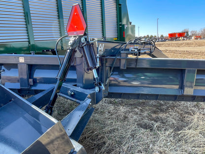 Art's Way LS1200 12-foot pull-type grader, Standard configuration, rear frame and hydraulic cylinders