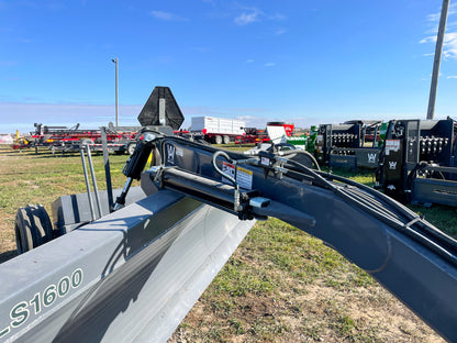 Art's Way LS1600 16-foot pull-type grader, Standard configuration, drawbar and blade-angle hydraulics