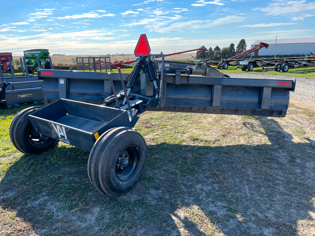 Art's Way LS1600 16-foot pull-type grader, Standard configuration, rear three-quarter view and wheel frame