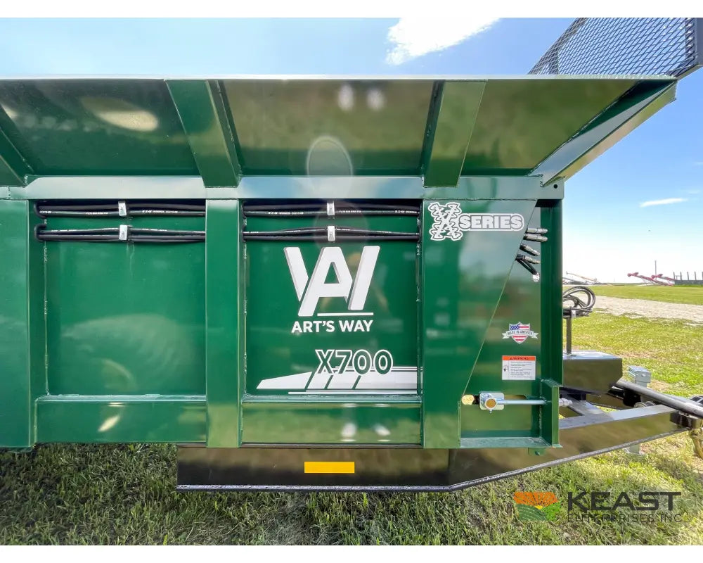 Art’s Way X700 Manure Spreader – 683 Cu Ft Heaped Capacity Vertical Beaters Manure Spreaders