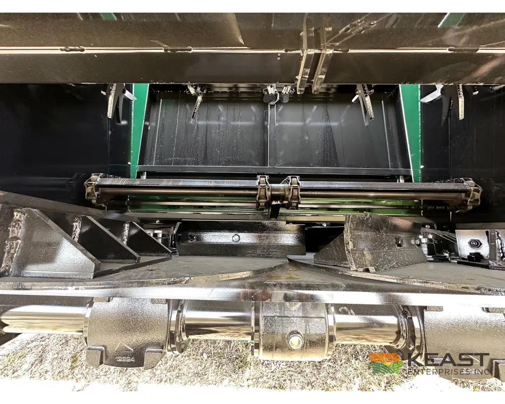 Art’s Way X900 Manure Spreader – 909 Cu Ft Heaped Capacity Vertical Beaters Manure Spreaders