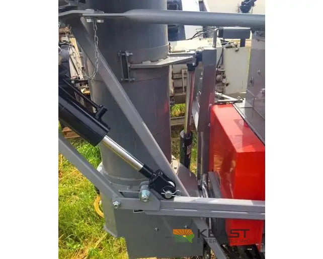Automatic 3620 PTO Roller Mill - Feed Auger Discharge Auger Roller Mills