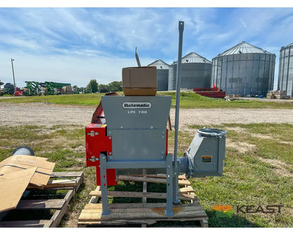 Automatic LPE700 Electric Roller Mill 10 HP Motor Up to 700 Bushels Per Hour Roller Mills