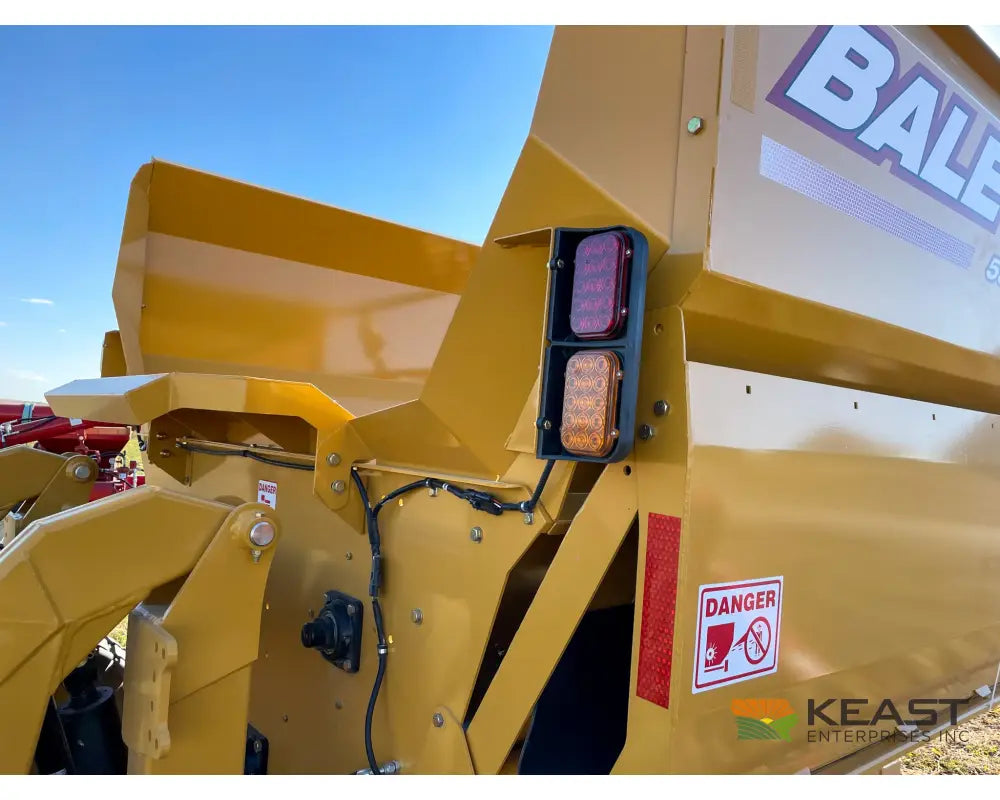 Bale King 5400 Bale Processor - 2 Bale Capacity Hydraulic Bale Roller Bale Processors