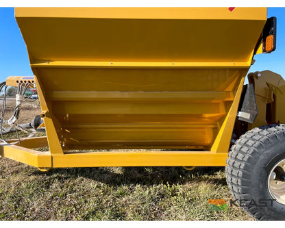Bale King 5400 Bale Processor - 2 Bale Capacity Hydraulic Bale Roller Bale Processors