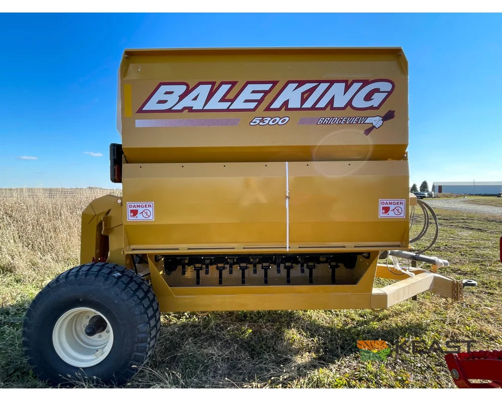 Bale King 5400 Bale Processor - 2 Bale Capacity Hydraulic Bale Roller Bale Processors