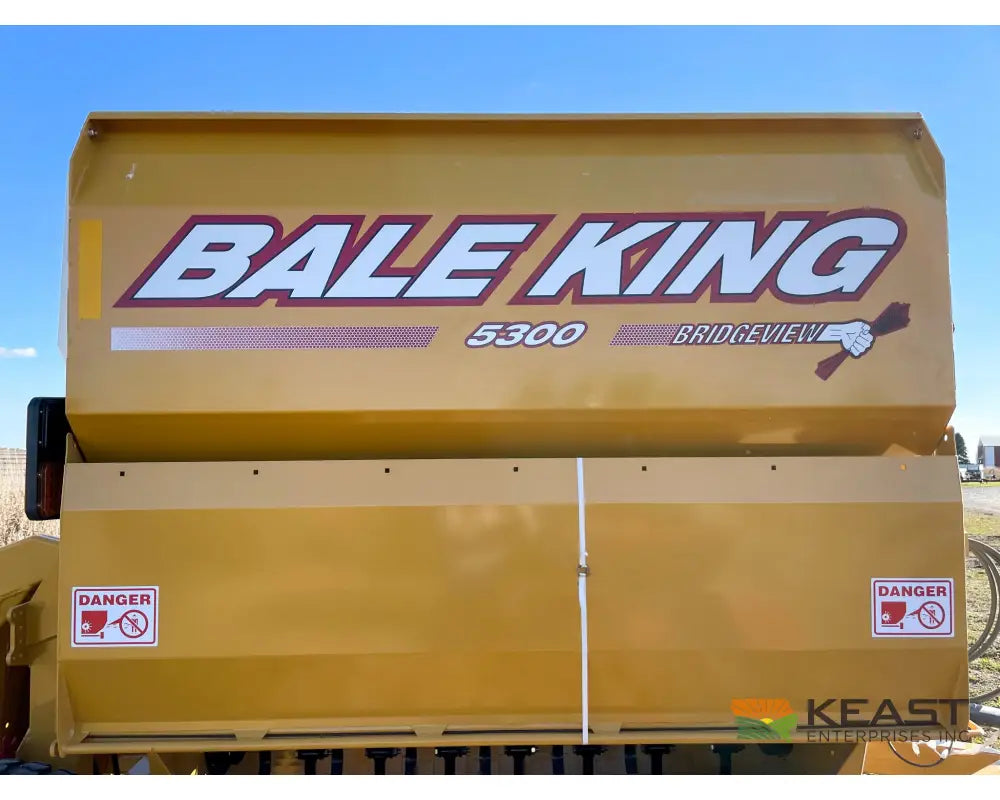 Bale King 5400 Bale Processor - 2 Bale Capacity Hydraulic Bale Roller Bale Processors