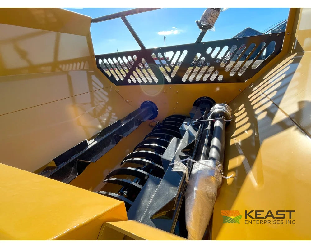 Bale King 5400 Bale Processor - 2 Bale Capacity Hydraulic Bale Roller Bale Processors