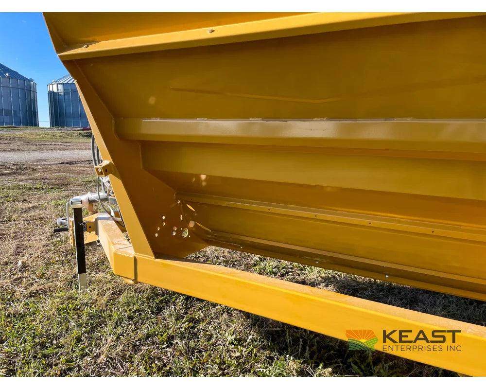 Bale King 5400 Bale Processor - 2 Bale Capacity Hydraulic Bale Roller Bale Processors