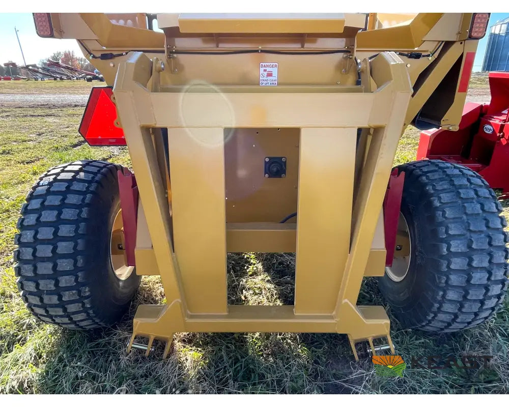 Bale King 5400 Bale Processor - 2 Bale Capacity Hydraulic Bale Roller Bale Processors