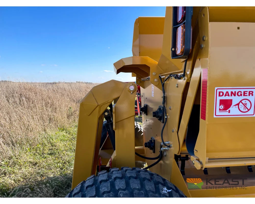 Bale King 5400 Bale Processor - 2 Bale Capacity Hydraulic Bale Roller Bale Processors