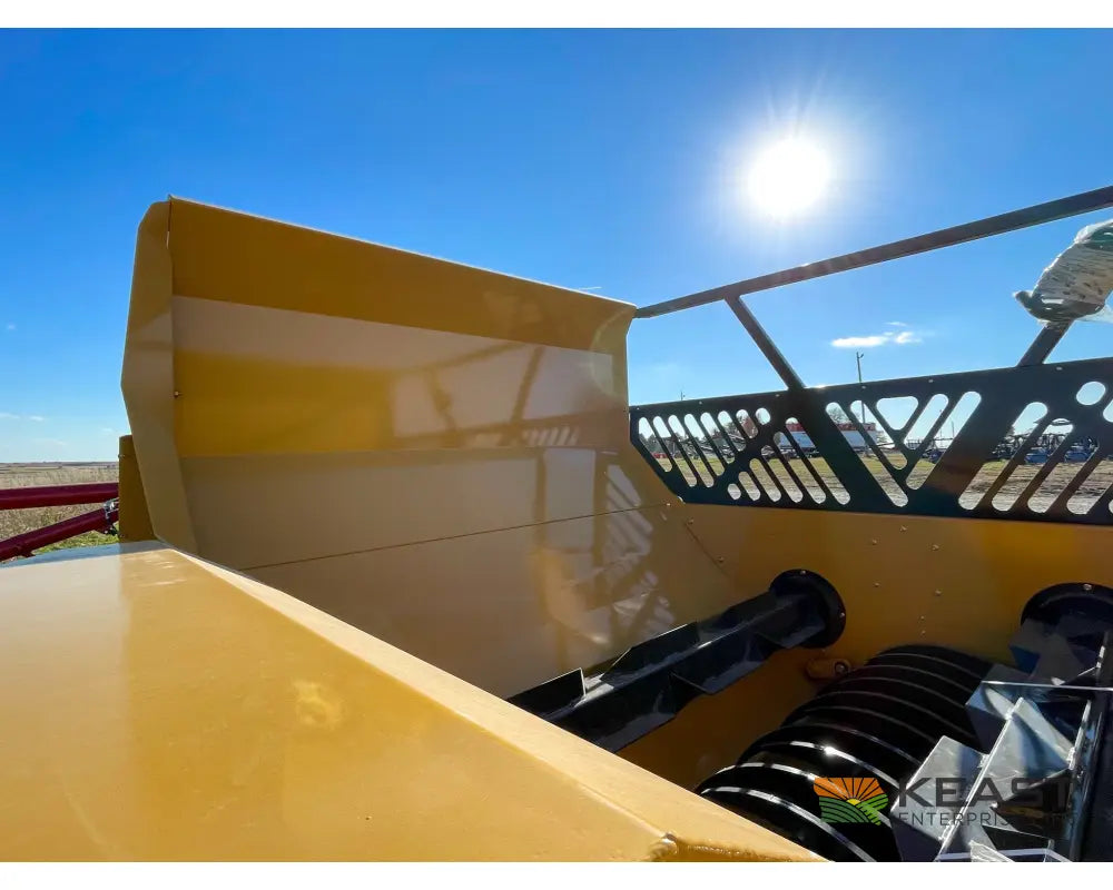 Bale King 5400 Bale Processor - 2 Bale Capacity Hydraulic Bale Roller Bale Processors
