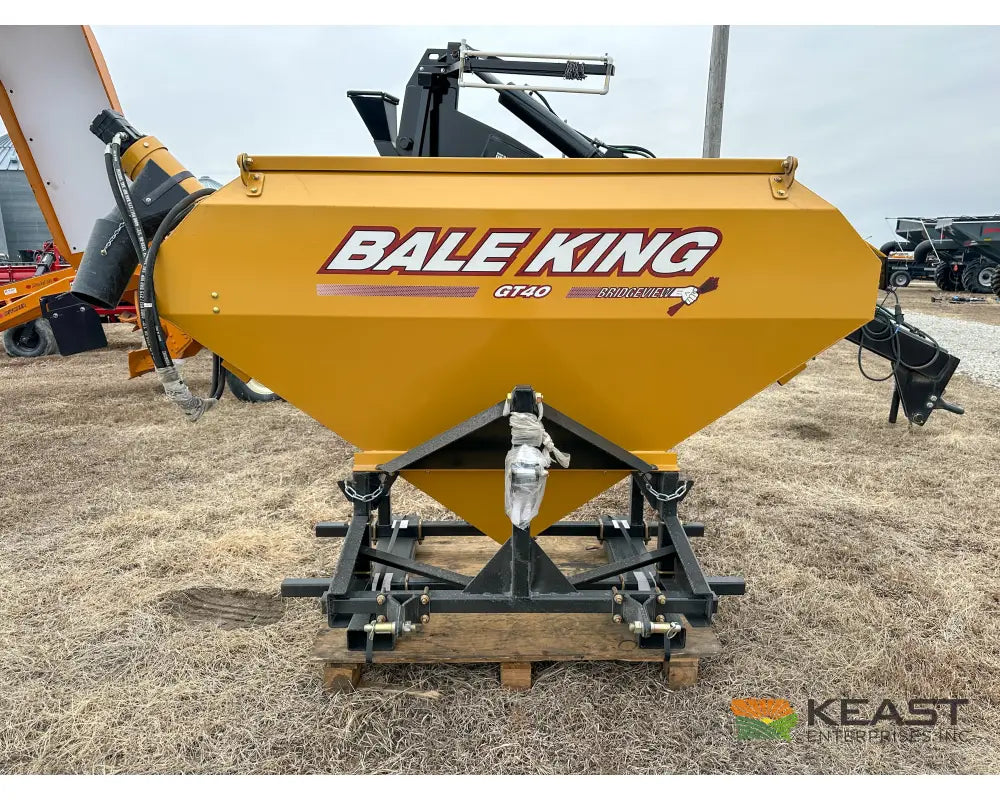 Bale King GT40 Grain Feeder 40 Bushel Capacity Feed Wagons