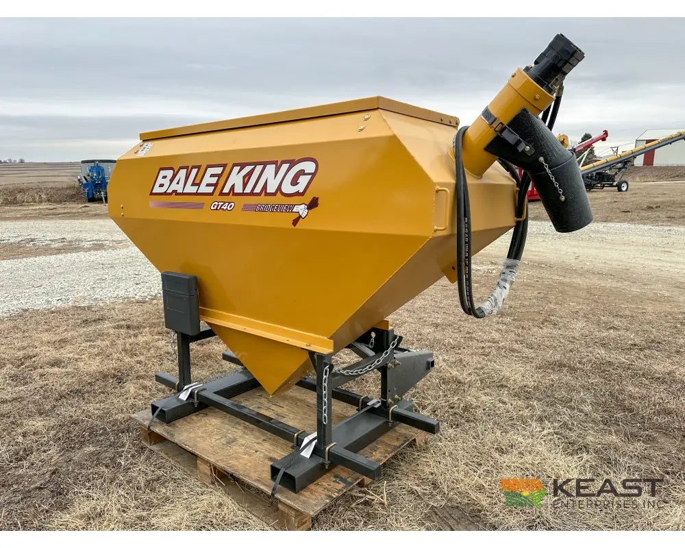 Bale King GT40 Grain Feeder 40 Bushel Capacity Feed Wagons