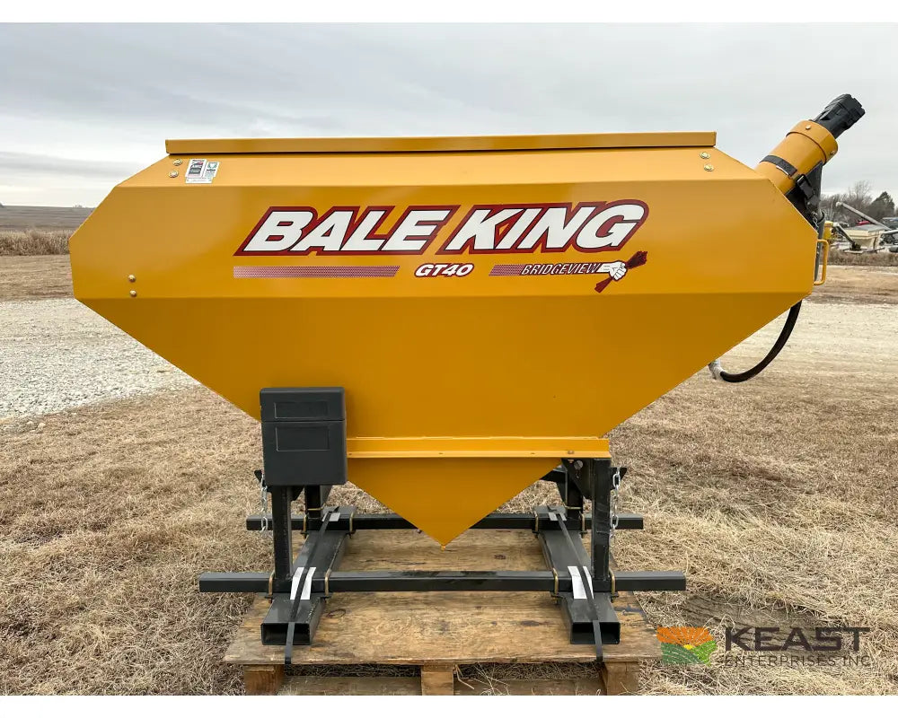Bale King GT40 Grain Feeder 40 Bushel Capacity Feed Wagons